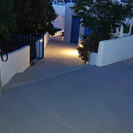 Kumarou Apartment