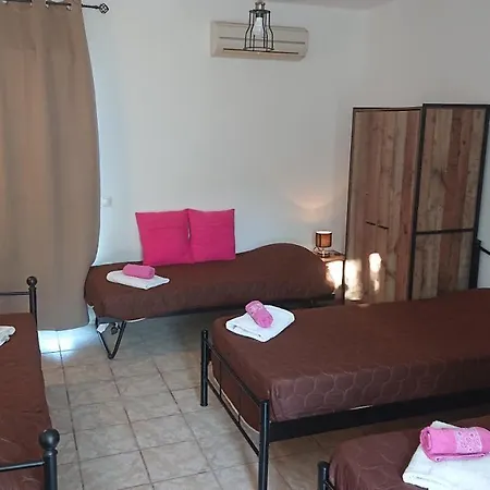 Kumarou Apartment